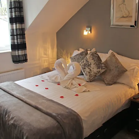 ゲストハウス St John's Incl Off-site Leisure Club 4*