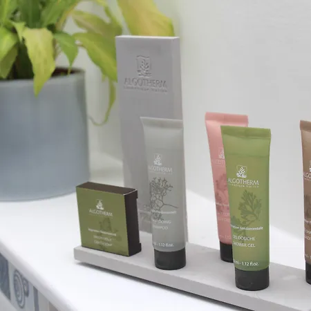 St John's Incl Off-site Leisure Club ゲストハウス 4*