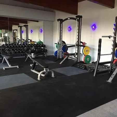 St John's Incl Off-site Leisure Club ゲストハウス 4*