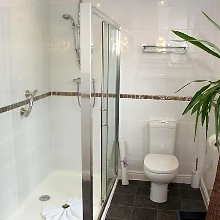St John's Incl Off-site Leisure Club