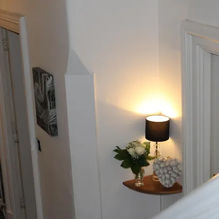 St John's Incl Off-site Leisure Club ゲストハウス 4*