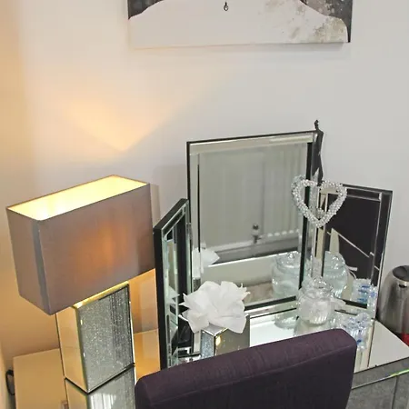 St John's Incl Off-site Leisure Club بيت ضيافة