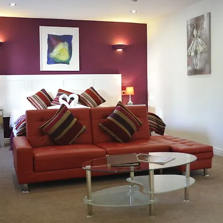 St John's Incl Off-site Leisure Club بيت ضيافة