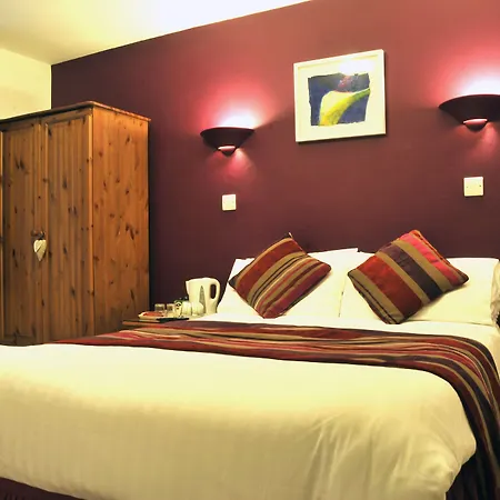 St John's Incl Off-site Leisure Club 4* ウィンダミア