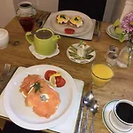 St John's Incl Off-site Leisure Club Guest house Windermere