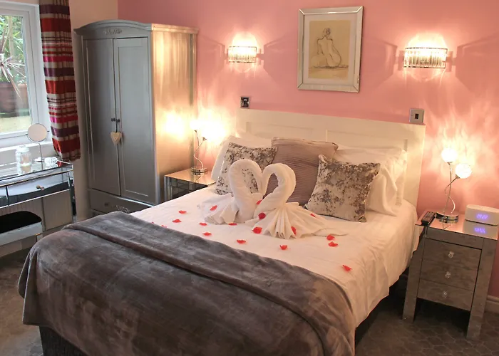 Guest house St John's Incl Off-site Leisure Club